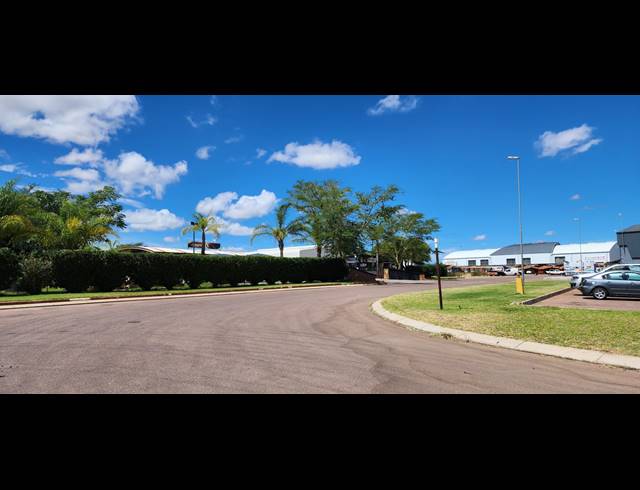 1,819M² VACANT LAND FOR SALE IN MAGNA VIA INDUSTRIAL